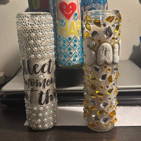 🌝🕯️ $25 FOR ONE OF THESE BEAUTIFUL PERSONALIZED BLINGED OUT HANDMADE CANDLES❤️ - Picture 7 of 17